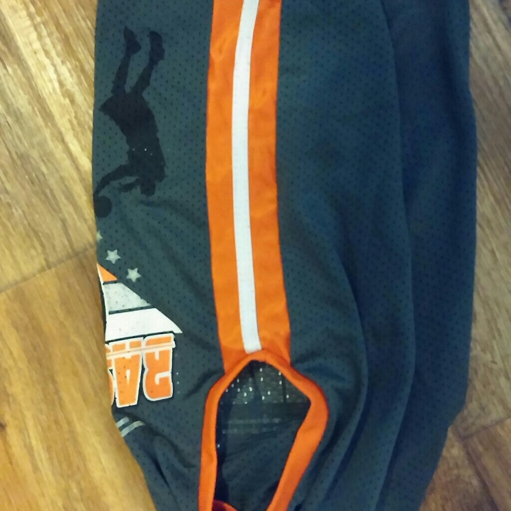 Basketball Tank! - Picture 3 of 4
